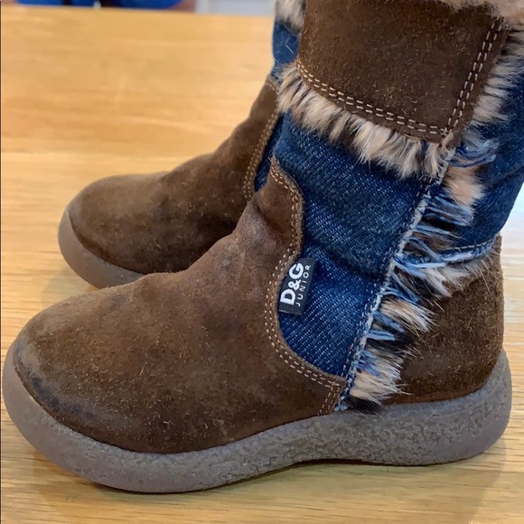 Dolce & Gabbana Other - Authentic Dolce & Gabbana Girls Fur Boots kids SZ8
